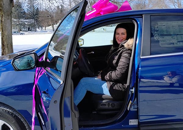 Jennifer Jeffrey winning a car in the Drive to Save Lives Sweepstakes